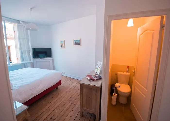 Cedreblanc Bed and Breakfast 3*